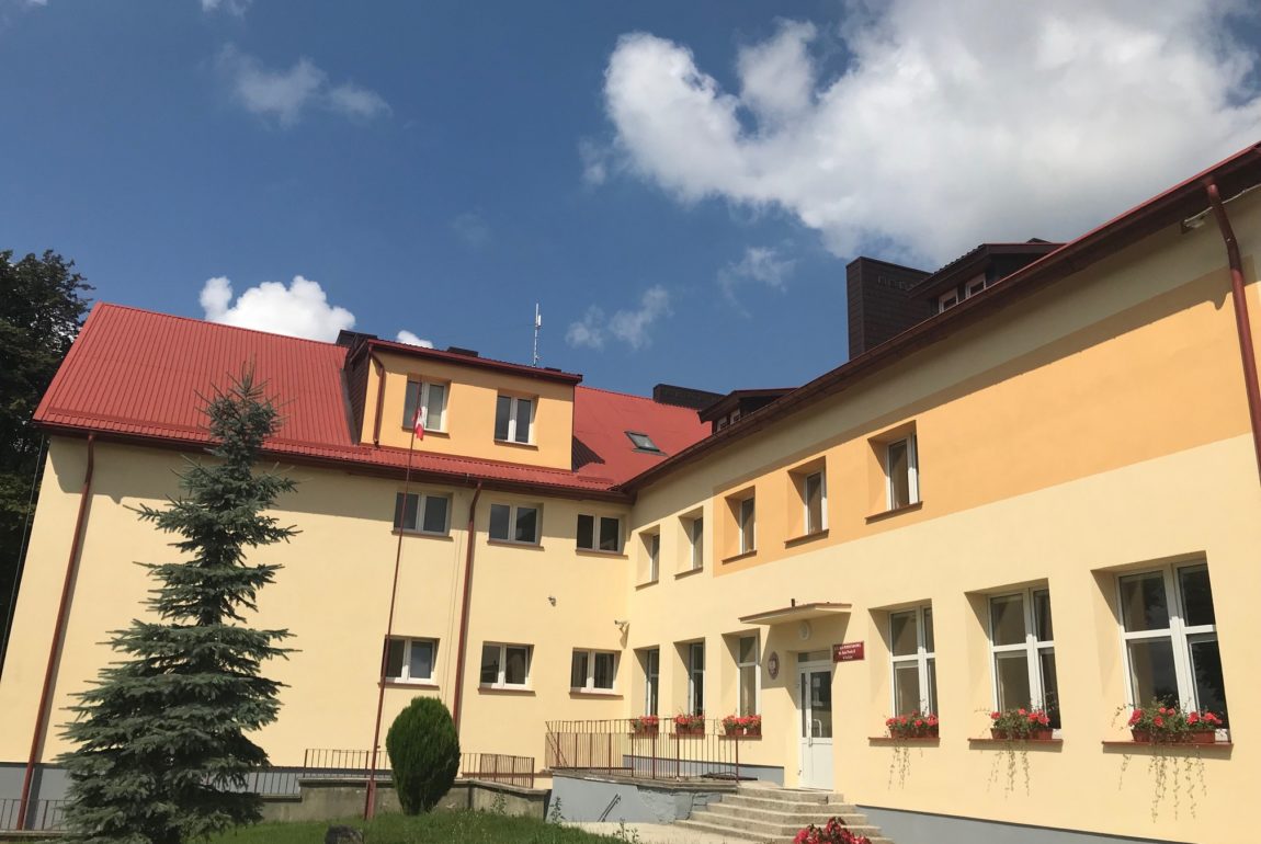 Kompleksowa modernizacja szkoły podstawowej w Leźnie 5