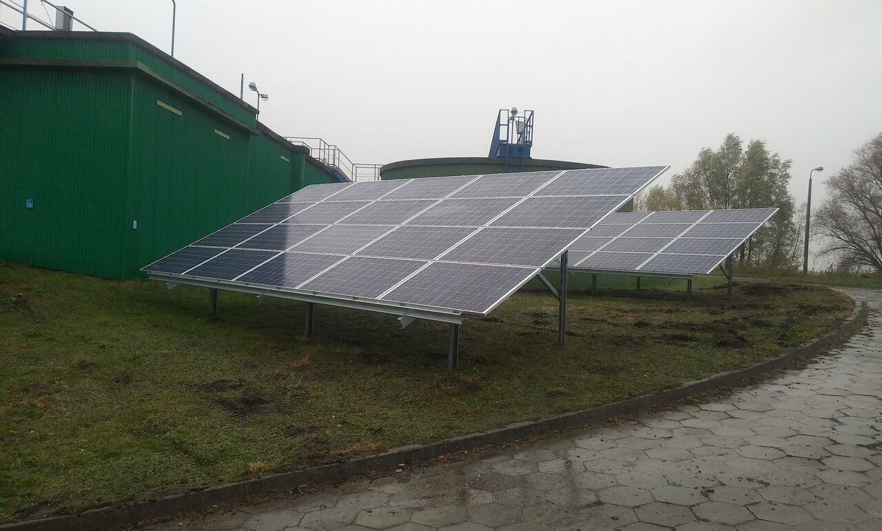 Instalacja fotowoltaiczna 39,6 kWp na oczyszczalniaścieków we Fromborku